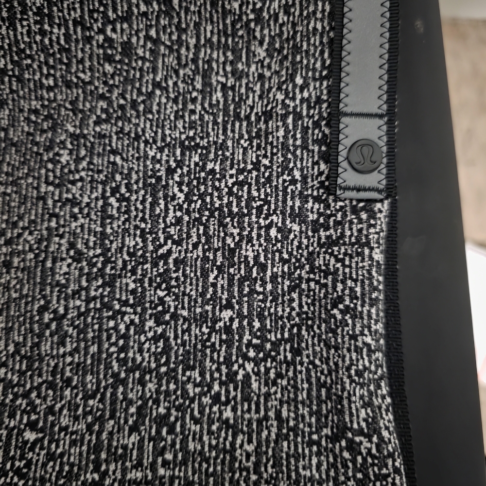 lululemon Vinyasa Scarf